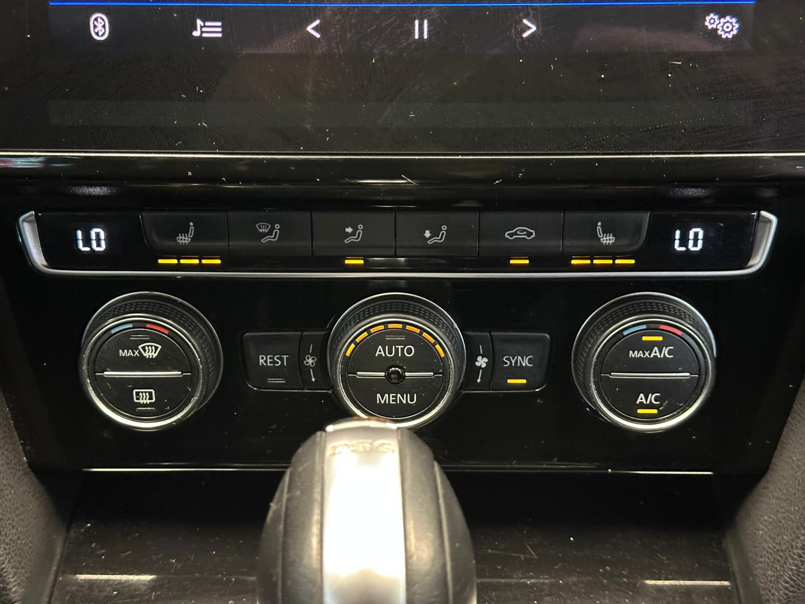 VOLKSWAGEN PASSAT 17